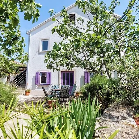 Casa Di Castello דירה *
