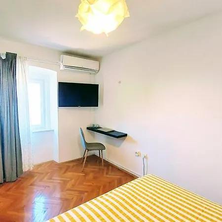 公寓 Casa Di Castello 木洛希尼